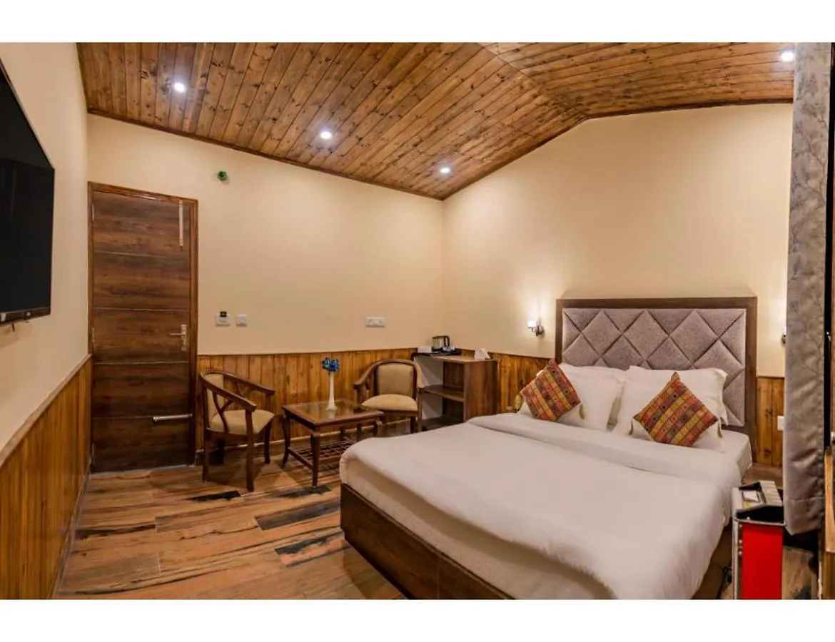 Homestay Crossroads Bed & Breakfast, Shimla Apartment