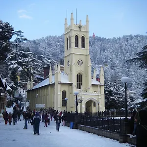 Homestay Hanu Vatika The Family Choice, Shimla